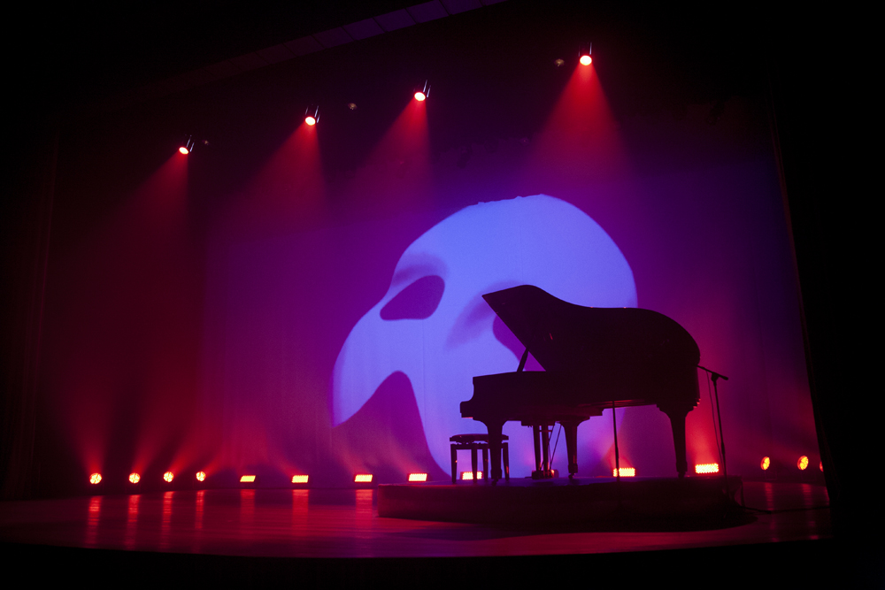 credito-marco-boschiggia-brincando-com-a-broadway-5